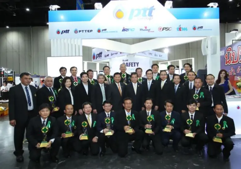 นายเทวินทร์ วงศ์วานิช ประธานเจ้าหน้าที่บร...