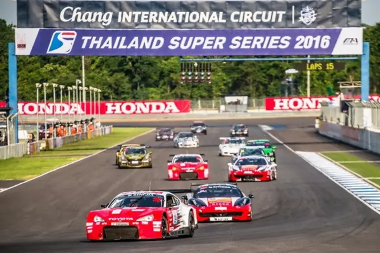 “โตโยต้า ทีมไทยแลนด์” ฟิตเต็มสูบระดมทีมลงสนาม สร้างผลงานครั้งใหม่ ในการแข่งขัน Thailand Super Series 2016 สนามที่ 3-4 ณ จังหวัดบุรีรัมย์