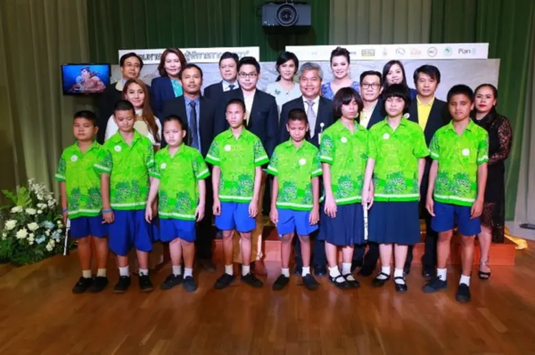 ปันฝัน ปันยิ้ม ผนึก สสส. - ภาคีเครือข่าย สร้างสรรค์ประติมากรรมกำแพงปูนปั้นและการ์ตูนแอนิเมชั่น “พระมหาชนก”