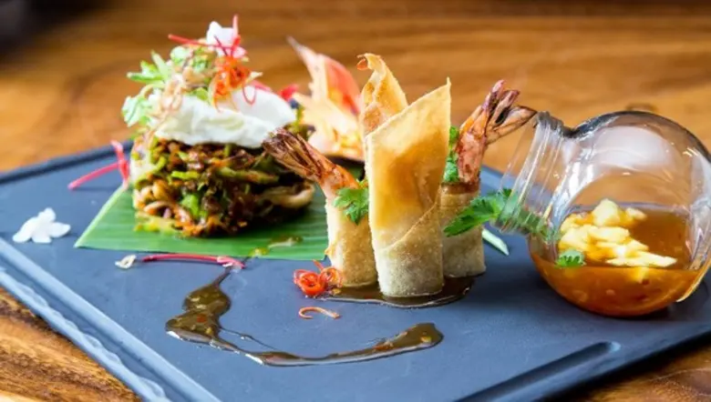 ห้องอาหารดีไลท์เชิญชวนลูกค้าทุกท่านมาอิ่ม...