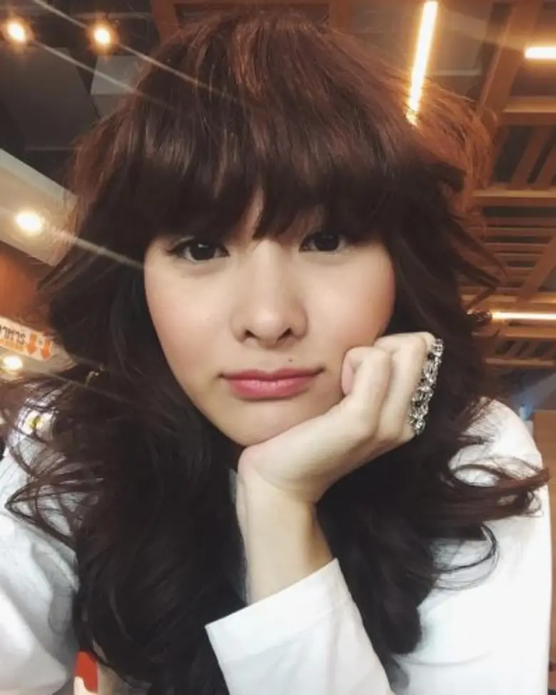 คนมีความรักมักดูเด็กลงเห็นจะจริง ตั้งแต่ม...