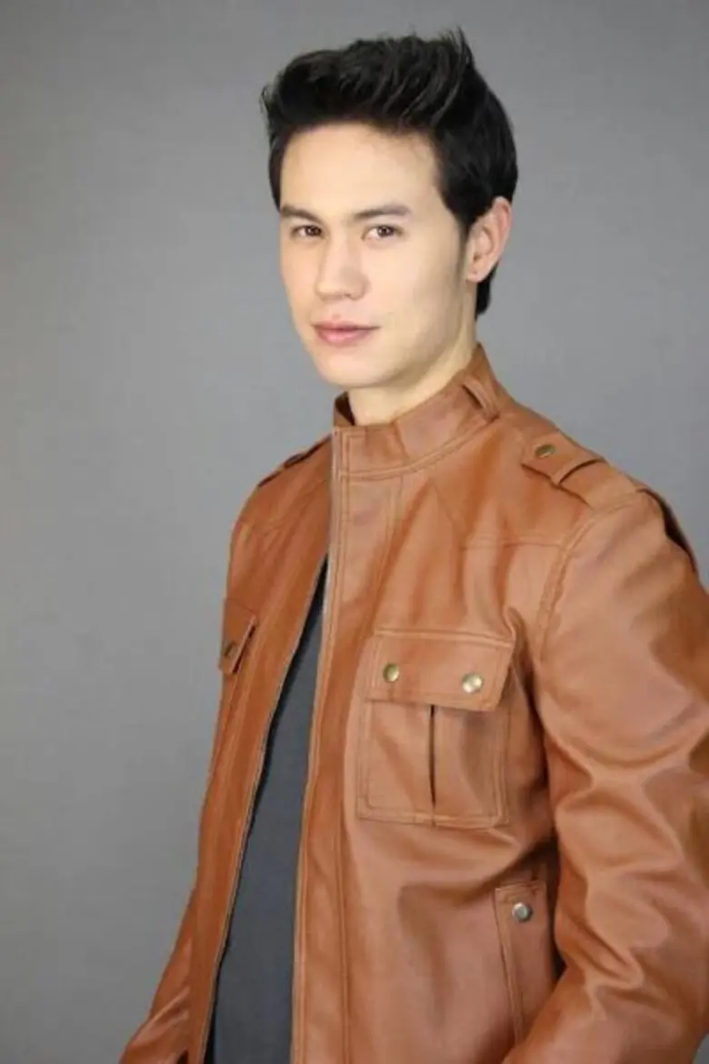 ออร่าพุ่งแรง! แมน - ธฤษณุ สรนันท์ นักแสดงใหม่แกะกล่อง ผู้รับบท “ทนายกิตติ” ในละครเรื่อง “นางทาส”