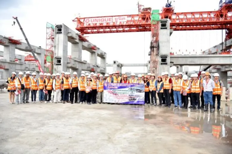 วิศวกรรมสถานแห่งประเทศไทย ในพระบรมราชูปถั...