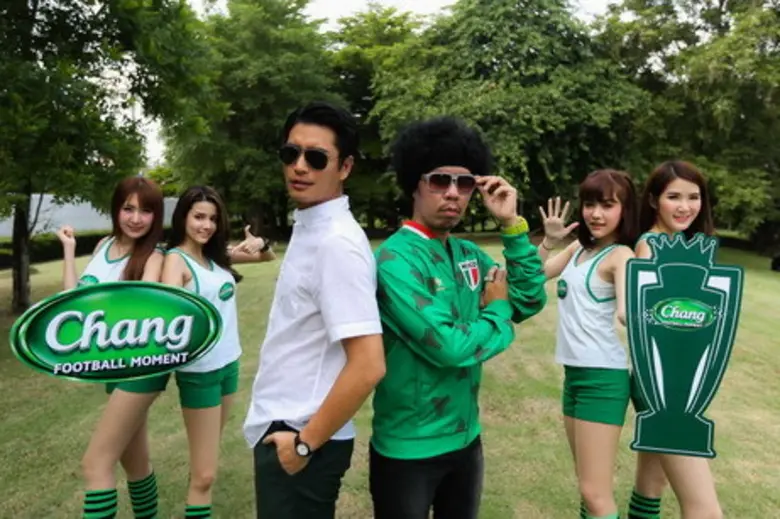 กระแสฟุตบอลฟีเวอร์ขนาดนี้ มีหรือที่ หนุ่ม...