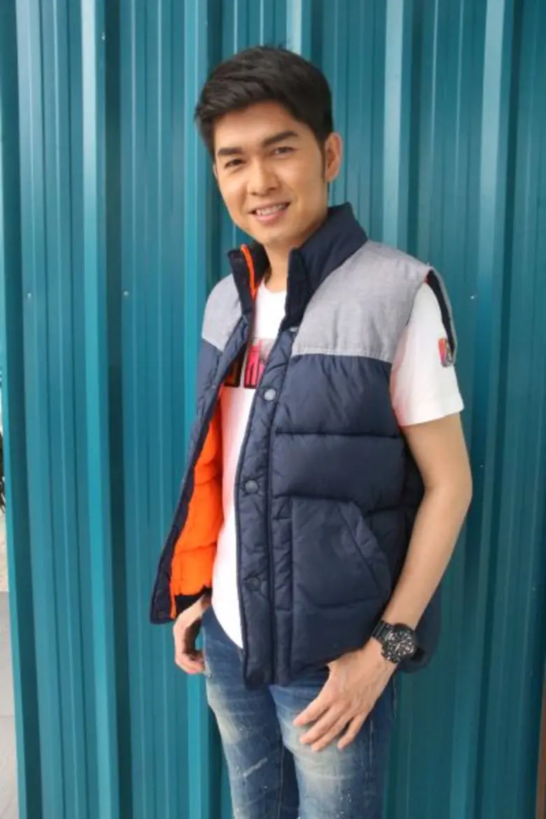 หนุ่มหล่อเสียงหวาน "กุ้ง" สุธิราช วงศ์เทว...