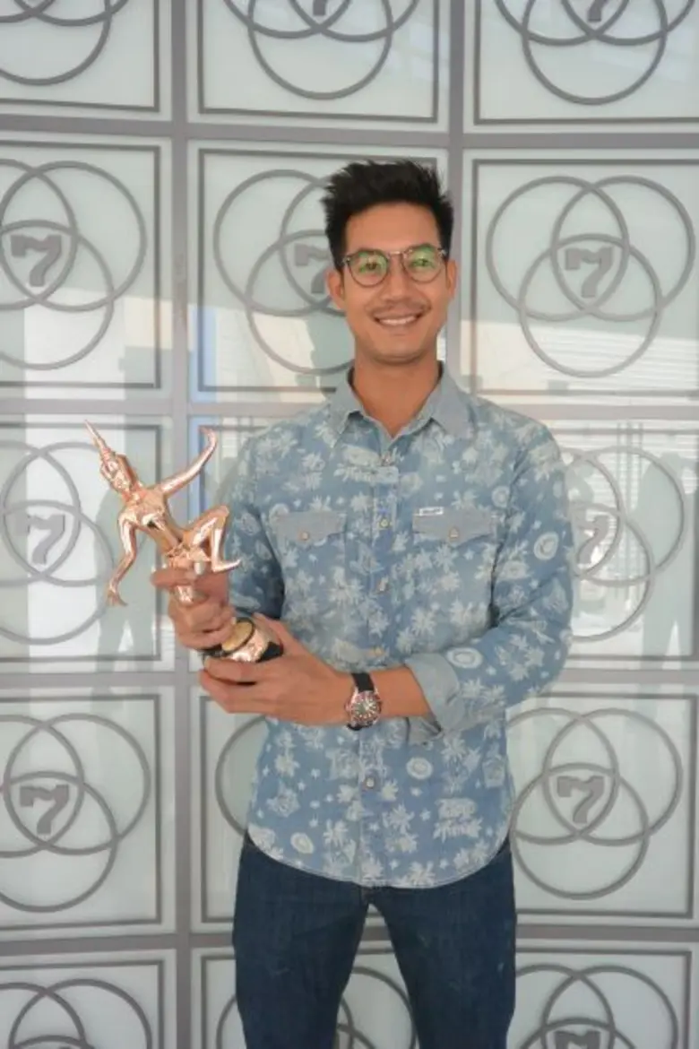 แฟน 7 สี ปลื้มพระเอกหนุ่ม "เวียร์-ศุกลวัฒ...