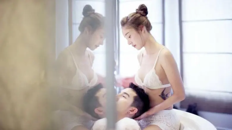 แด๊กซ์ คัมแบ๊ค!! ส่ง “แตงโม”ถ่ายทอดเอ็มวีจากชีวิตจริง!!