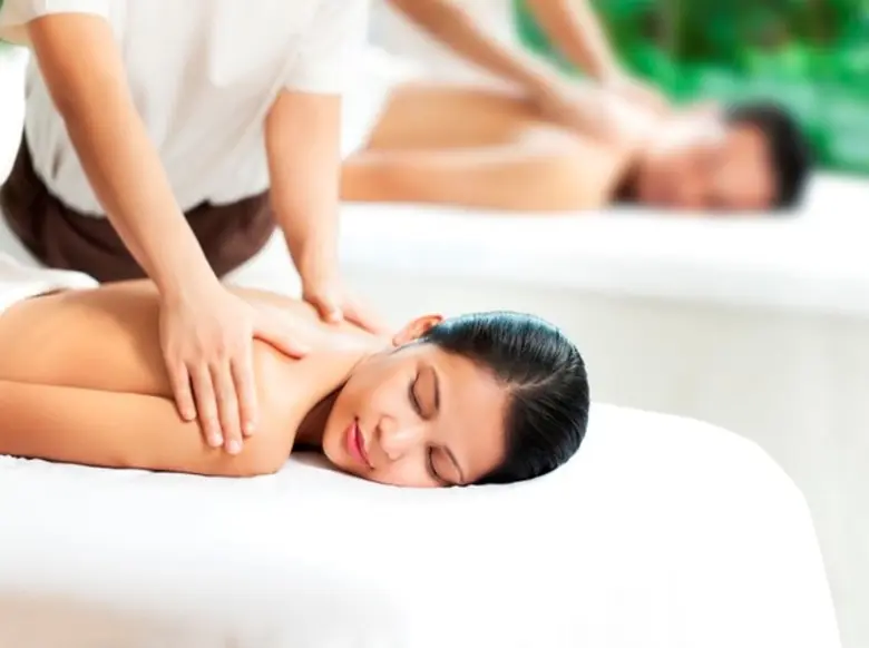 ไอยสวรรค์ เรสซิเดนซ์เชียลสปา แอนด์ คลับ โ...