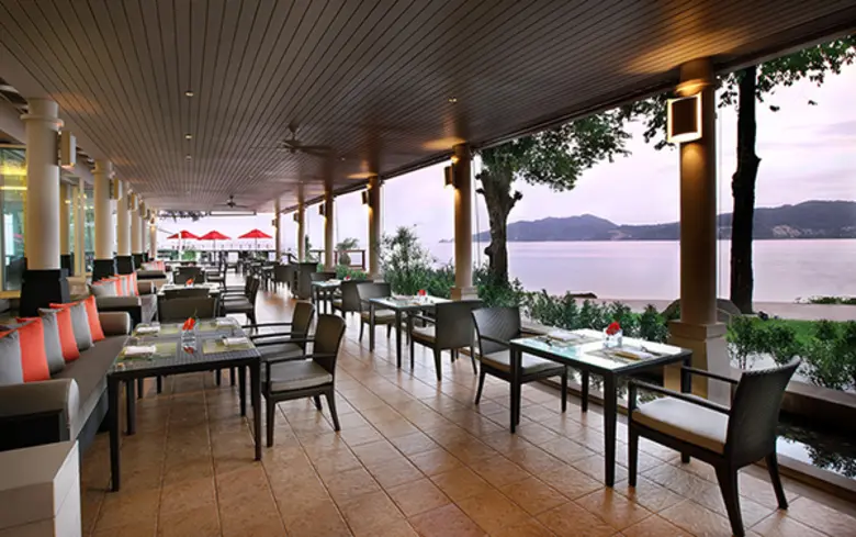 “ไอเลิฟยูมัม” แพ็คเกจห้องพักต้อนรับวันแม่ที่อมารี ภูเก็ต