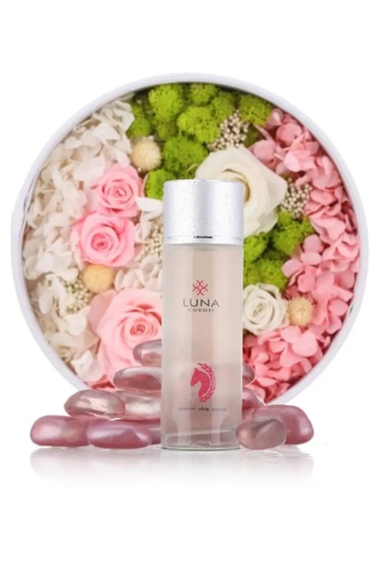 เปิดตัว ลูน่าเอสเซนส์บำรุงผิวหน้า จากสารสกัดพลาเซนต้ารกม้าประเทศนิวซีแลนด์ ผิวขาวใสใน 2 สัปดาห์ ด้วยนวัตกรรมนาโนเทคฯ 50 จากนาซ่า สหรัฐอเมริกา