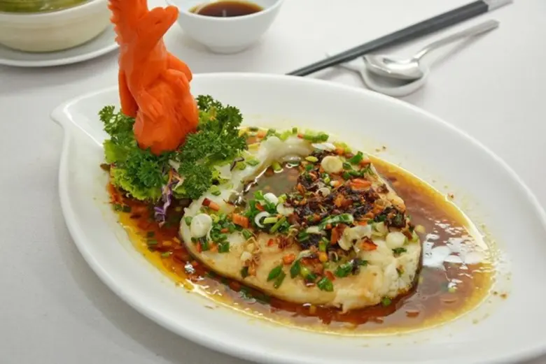 ห้องอาหารจีน "The Golden Palace" @ Windso...