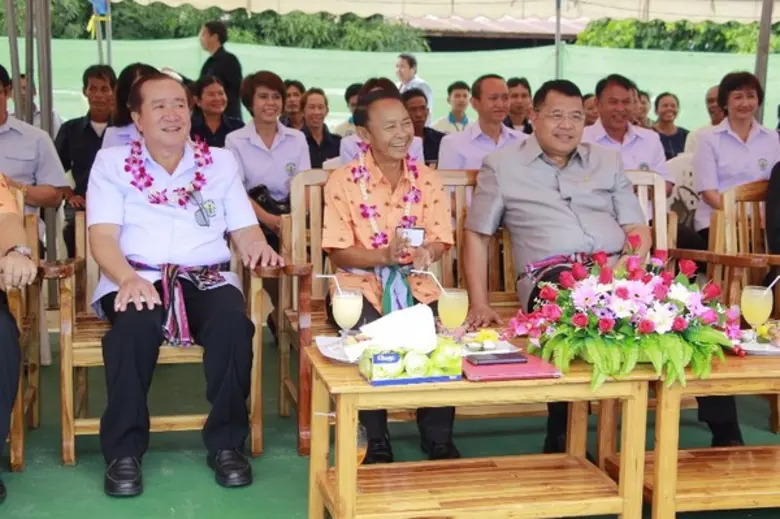 นายสุทิน กมลฤกษ์ ประธานชมรมสาธารณสุขแห่งประเทศไทย เ...