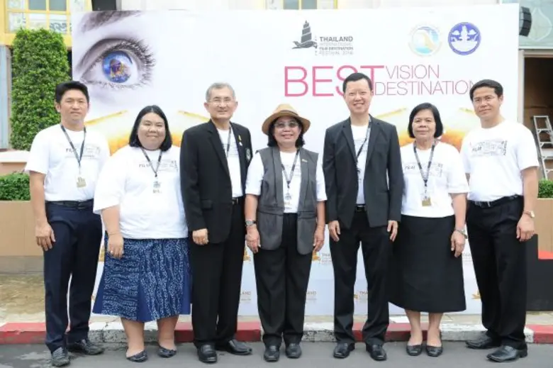 ลงพื้นที่ลุยภารกิจ 6 วันกับการถ่ายทำภาพยน...