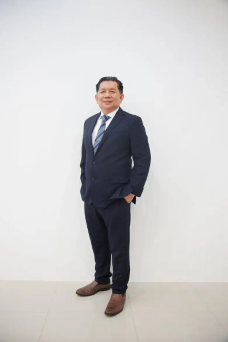 สองผู้บริหารมากความสามารถแห่งค่าย เจ.เอส....