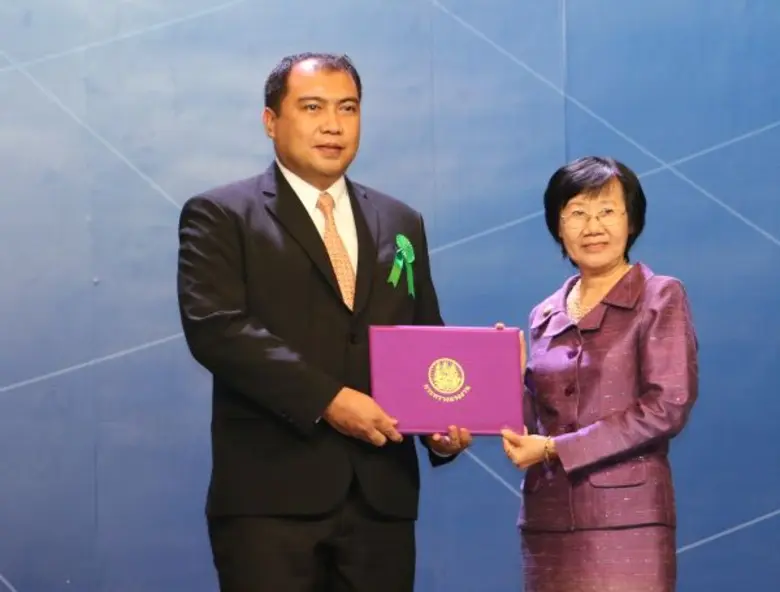 นางสาวพรรณี ศรียุทธศักดิ์ อธิบดีกรมสวัสดิ...