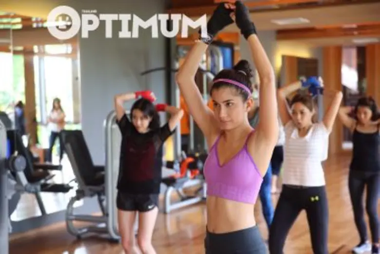 “ปู-ไปรยา” ออกลีลาแม่ไม้มวยไทย กับ “บัวขาว บัญชาเมฆ” ในเอ็กซ์คลูซีฟทริปสุดหรู “L’Optimum Ultimate Destination”