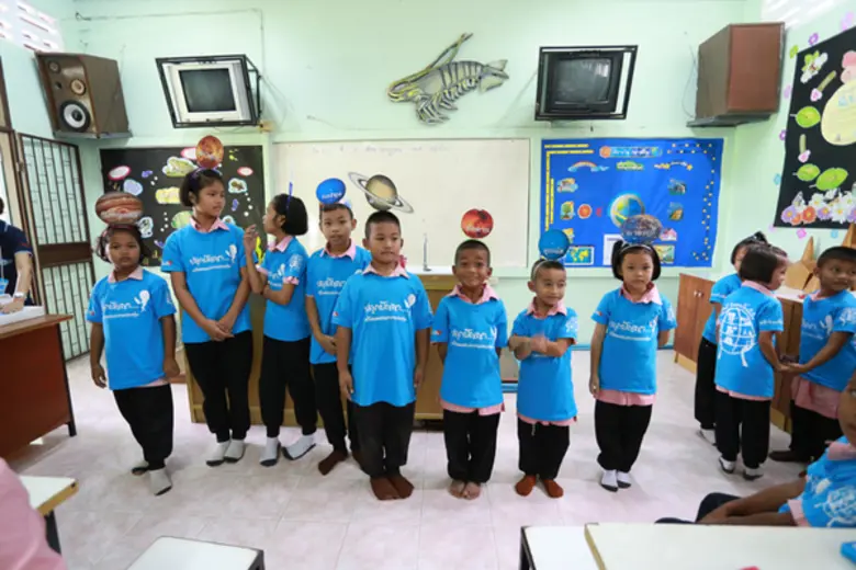 โครงการพี่สอนน้อง “ปลูกปัญญา พร้อมมอบความอบอุ่น” เข้าสู่โรงเรียนที่ 54-55