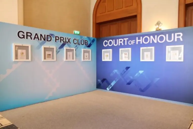 ไปรษณีย์ไทย พร้อมจัดงานแสดงตราไปรษณียากรภาคพื้นเอเชีย 2559 พบไฮไลท์เปิดตัวแสตมป์ “บัวควีนสิริกิติ์” เทิดพระเกียรติราชินี 84 พรรษา