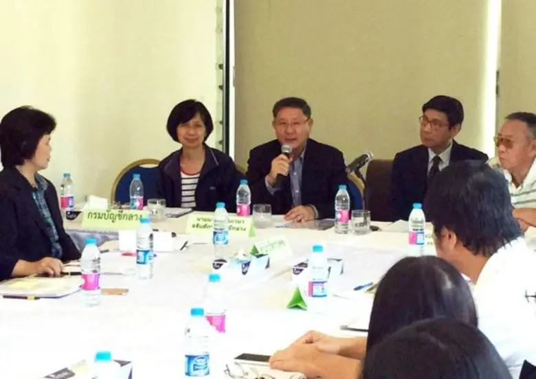 นายมนัส แจ่มเวหา อธิบดีกรมบัญชีกลาง นายอภิชาต เพ็ชร...