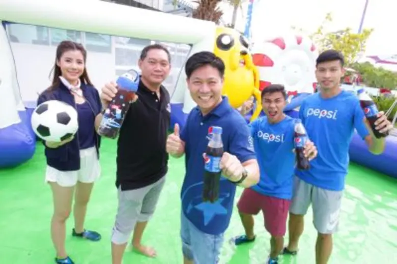 ชลบุรี – เครื่องดื่ม "เป๊ปซี่" โดยนายสมชั...