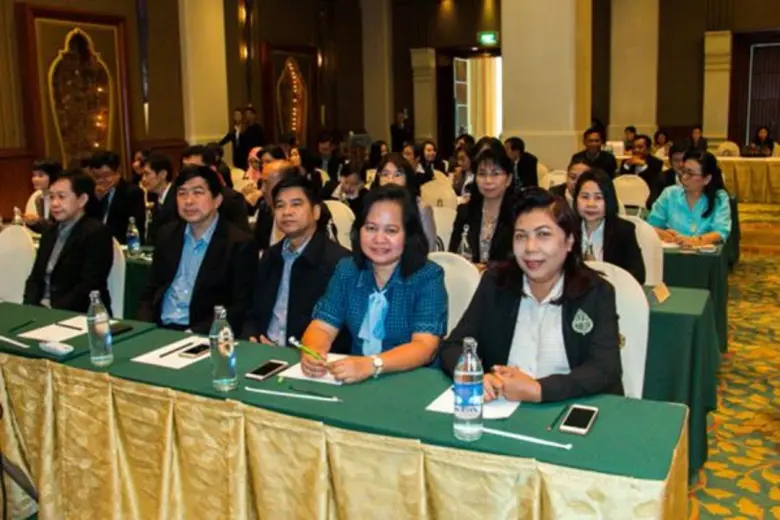 นายสมชาย พูลสวัสดิ์ อธิบดีกรมสรรพสามิต เป...