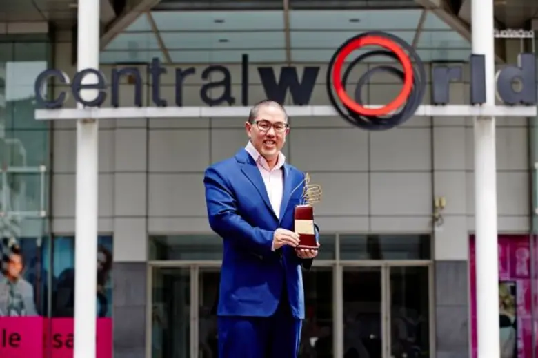 รับรางวัล"2016 People's Choice Awards Tha...