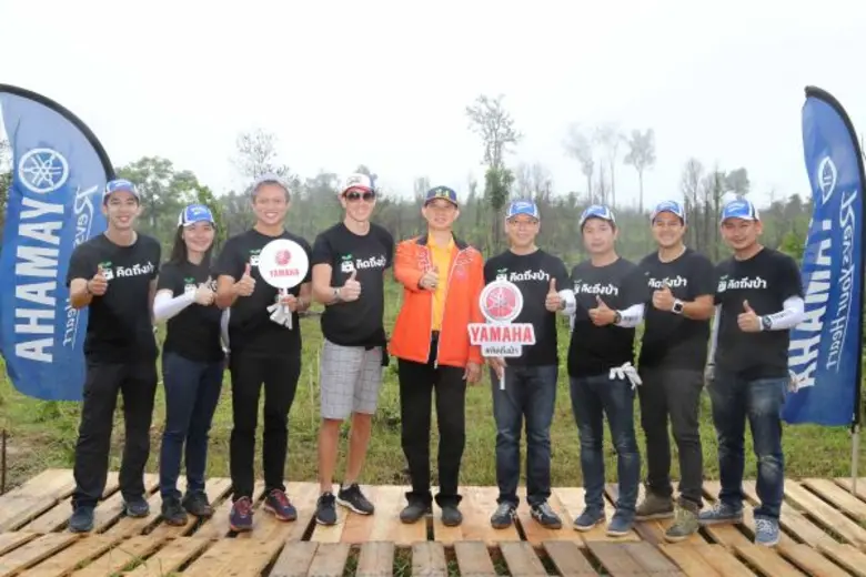 นายสมเกียรติ พูลขวัญ รองผู้จัดการใหญ่ ด้า...