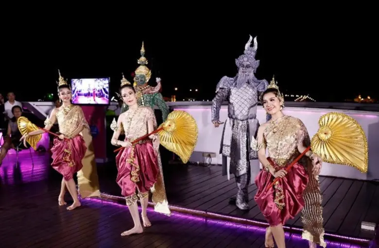 ธนาคารออมสิน จัดงานกาลาดินเนอร์ ล่องเรือชมความงามสองฝั่งแม่น้ำเจ้าพระยา