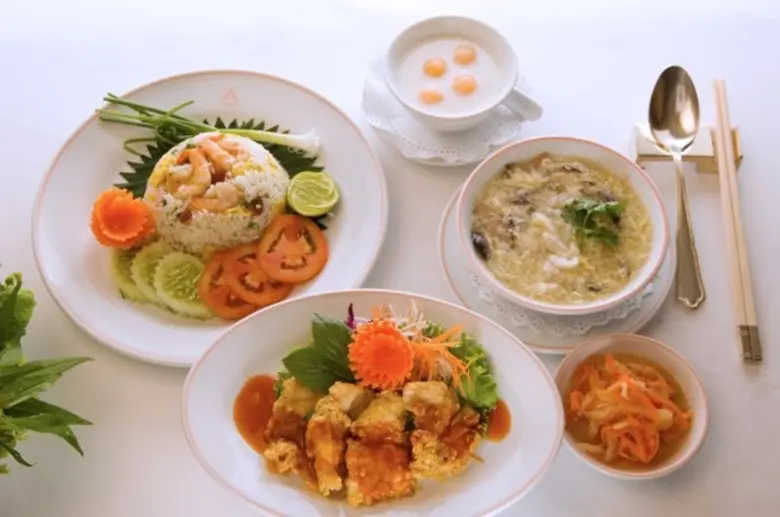 ห้องอาหารเวียดนาม ไซ่ง่อน โรงแรมเอเชีย กร...