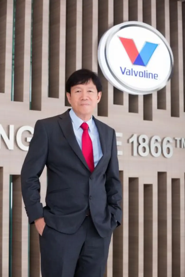 "วาโวลีน" ซุ่มรุกตลาดน้ำมันเครื่องอย่างต่...