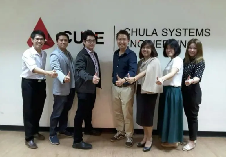 ดร.ธัญนนท์ รัตนเกื้อกังวาน (ที่ 3 จากซ้าย...