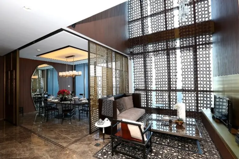 ไฮด์ สุขุมวิท 13 เผยโฉมสามห้อง "ดีลักซ์ เ...