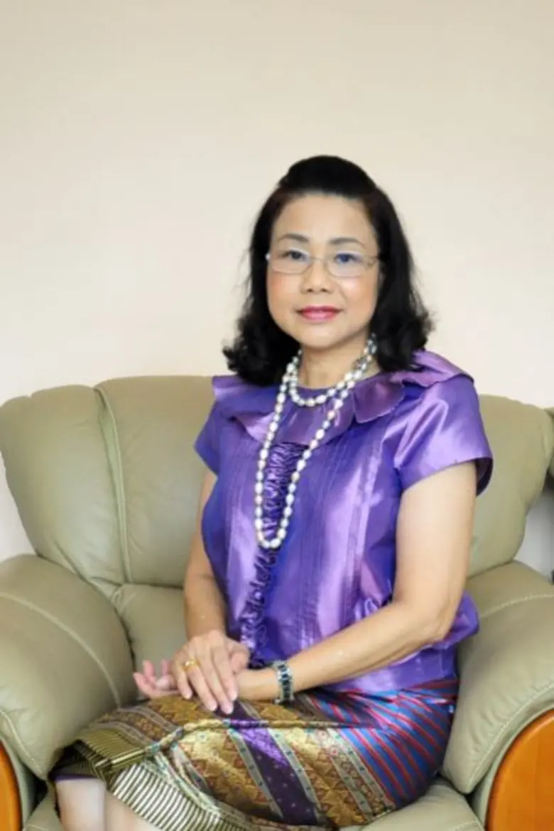 โรงเรียนสาธิตนวัตกรรม มทร.ธัญบุรี นำร่องส่งเสริมเอกลักษณ์ชาติไทย ชวนนักเรียนและคุณครู ร่วมแต่งกายด้วยผ้าไทยทุกวันศุกร์ สนองนโยบายรัฐบาล เน้นอยากเห็นเด็กไทยรู้รักษ์ความเป็นชาติไทย