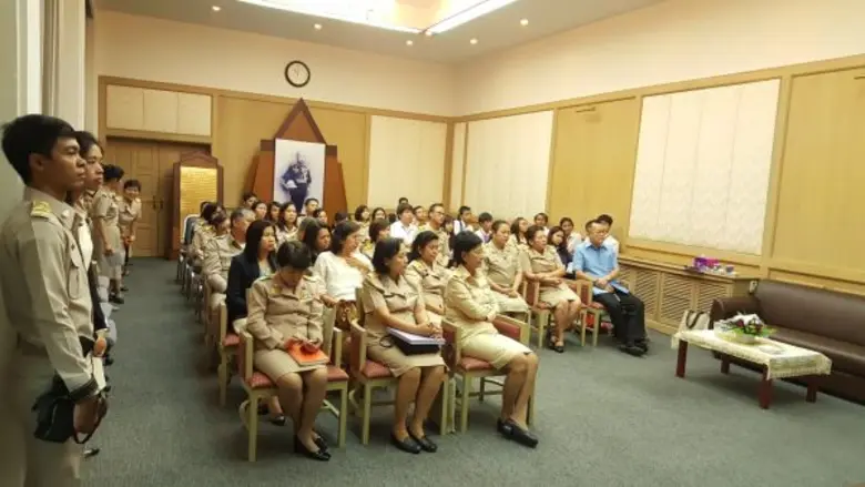 กรมศิลปากร ร่วมกับ สวทช. ดำเนินโครงการระบบสื่อสาระออนไลน์ เพื่อการเรียนรู้ทางไกล เฉลิมพระเกียรติสมเด็จพระเทพรัตนราชสุดาฯ สยามบรมราชกุมารี เนื่องในวโรกาสฉลองพระชนมายุ ๕ รอบ ๒ เมษายน ๒๕๕๘