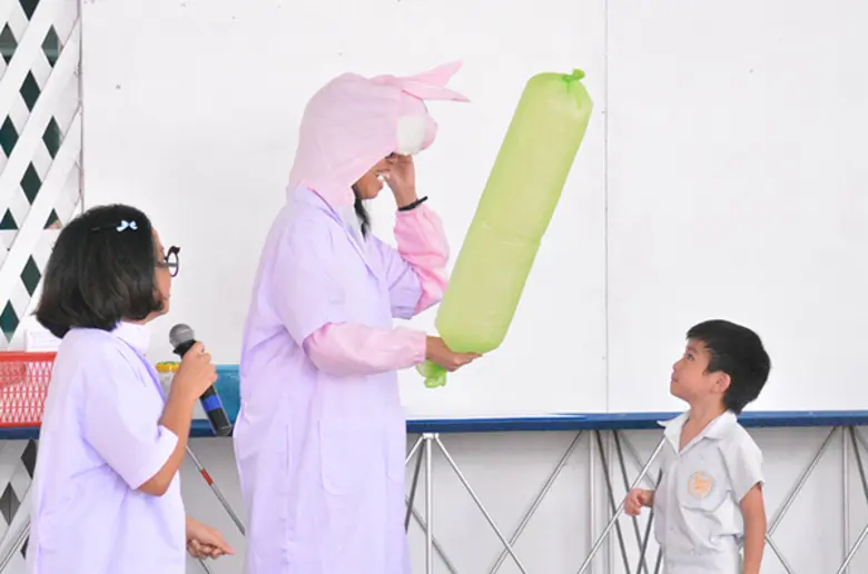 สารสาสน์เอกตราจัดกิจกรรม Science Show (วิทยาศาสตร์ สุดหรรษา) ต่อยอดความรู้ก่อนเข้าห้องเรียน