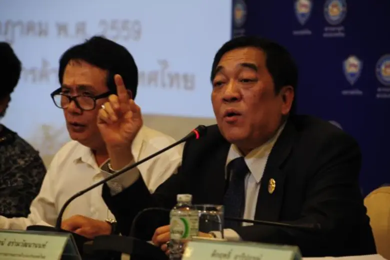 สภาหอการค้าแห่งประเทศไทย รับมอบหนังสือร้อ...