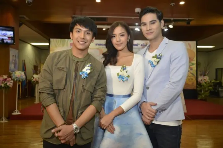 “อาร์ม วิบูลย์” นำทัพศิลปินดารา พร้อมขึ้นคอนเสิร์ตคิดถึงแม่ครั้งที่ 19