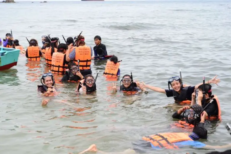 ผู้บริหาร คณาจารย์ เจ้าหน้าที่ และนักศึกษ...