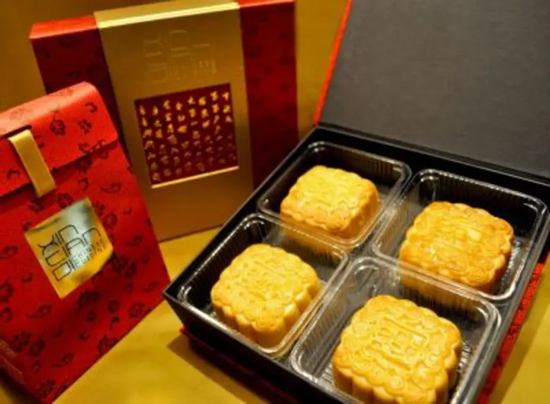 ขนมไหว้พระจันทร์ ณ โรงแรม คราวน์ พลาซ่า กรุงเทพฯ ลุมพินี พาร์ค