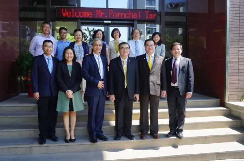 นายพรชัย ตระกูลวรานนท์ ผู้ช่วยรัฐมนตรีประ...