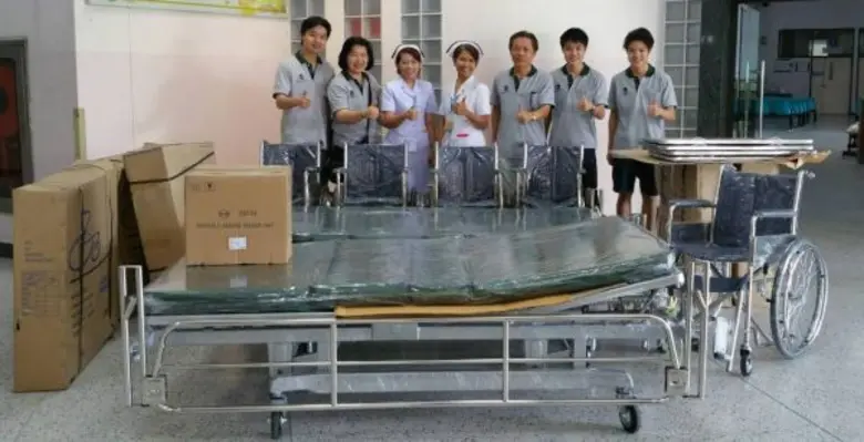 นายธานิน สัจจะบริบูรณ์ (คนที่ 3 จากขวา) ป...