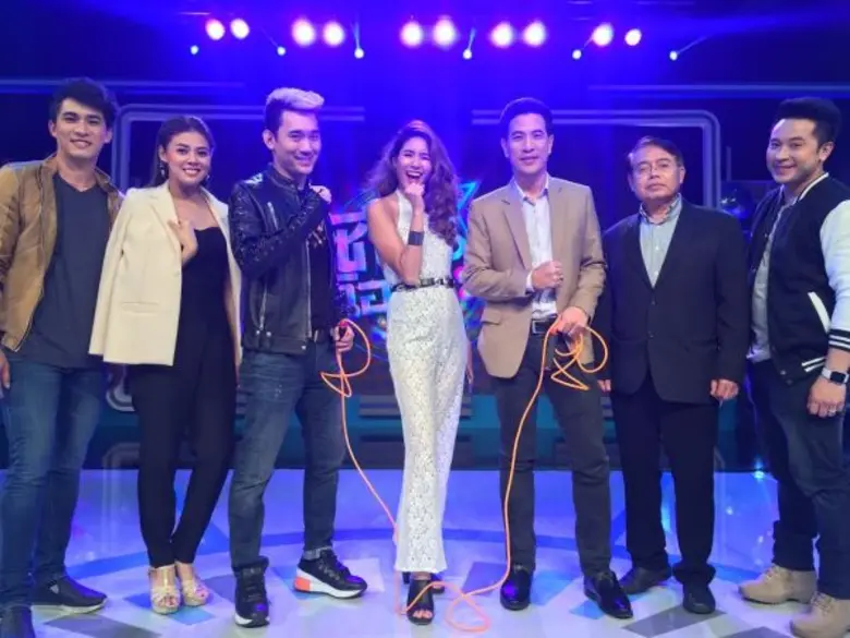 รายการ โต๊ะข่าวบันเทิง : เวลา 10.00 น. ช่...