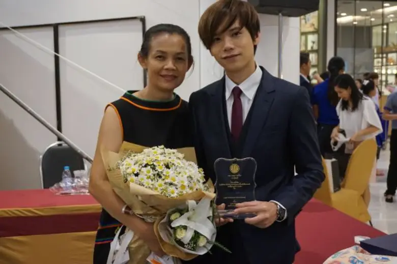 “คชา” ขอเป็นตัวแทนคนรุ่นใหม่ … งดเหล้าเข้าพรรษา