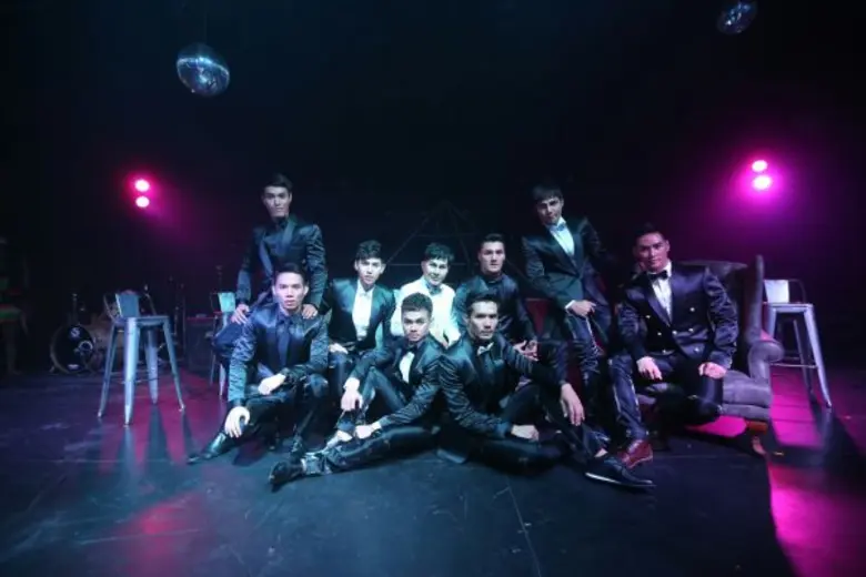 น๊อต กฤติน นำทีมหนุ่มแซ่บเปิดตัว PHOTO BOOKS พร้อมแฟชั่นโชว์สุดอลัง...สุดแซ่บ สุดซี๊ดดด....เผ็ดเป่าปาก!!!