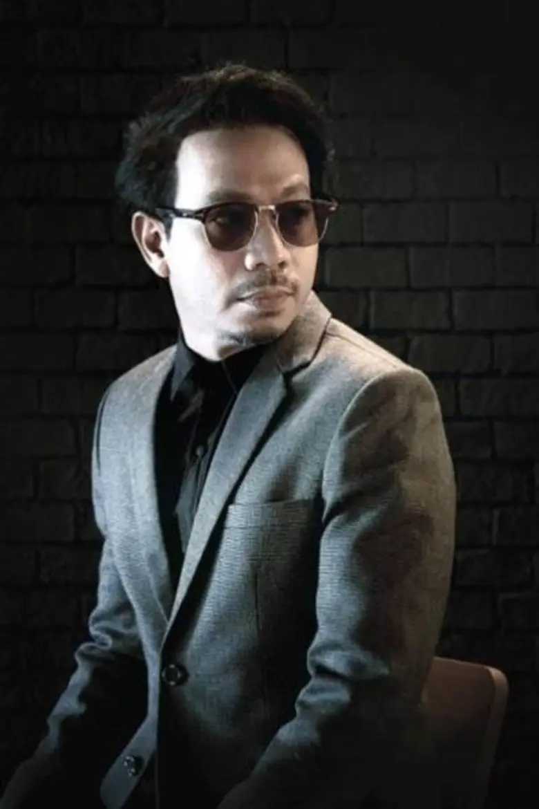 "นัท ชาติชาย มานิตยกุล" สร้างชื่อเสียง โด...