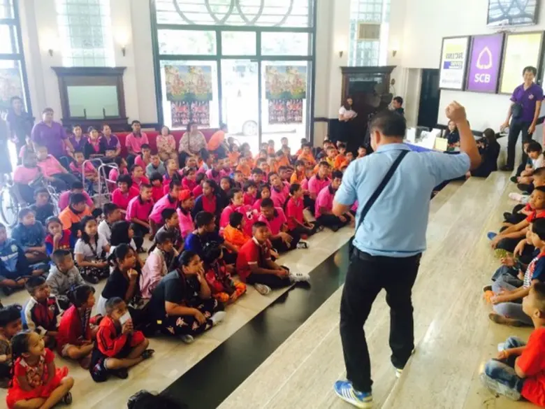 นครชัยแอร์ สนับสนุนรถรับ-ส่ง ให้กับเยาวชนเร่ร่อน กำพร้า ด้อยโอกาส เข้ารับชมการแสดงโขนชุดหนุมาน(ปฐมบทแห่งจินตนาการ)