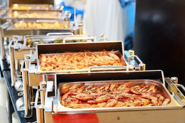 ควงแขนคุณแม่ อิ่มฉลอง “วันแม่แห่งชาติ” กับบุฟเฟ่ต์นานาชาติ ณ โรงแรมเซ็นทาราแกรนด์ฯ เซ็นทรัลเวิลด์