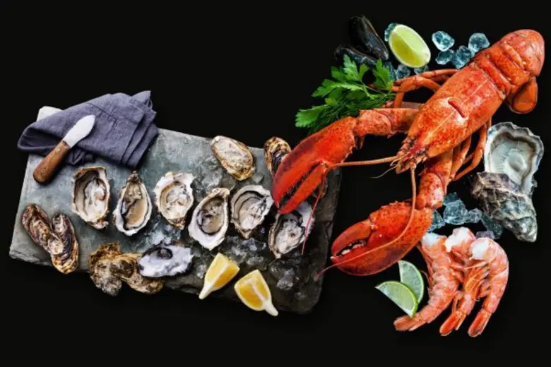 ห้องอาหารบลูสกาย บาร์แอนด์ไดนิ่ง ชั้น 24 ...