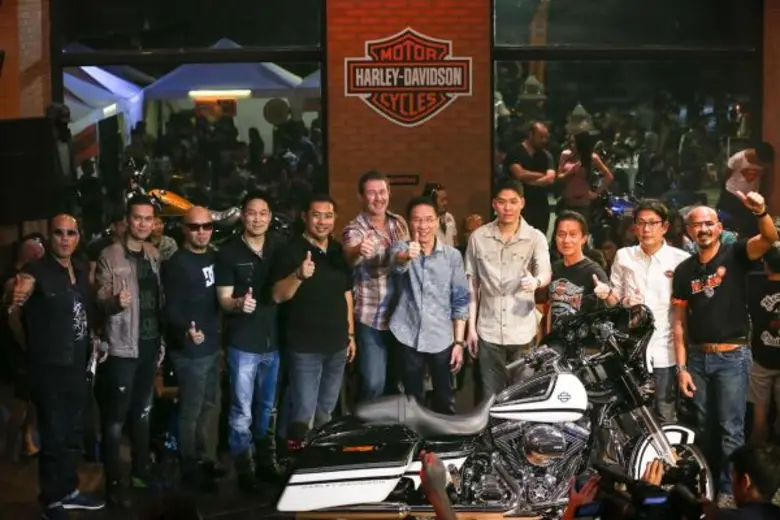 เปิดตัวอย่างเป็นทางการ สำหรับโชว์รูมแบรนด...