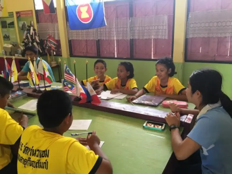 นศ.ครุ มรภ.สงขลา สวมวิญญาณครู  “พี่สอนน้องให้อ่านเขียน” ช่วยเด็กสนุกกับการเรียนรู้ ลดการลาออกจาก รร.